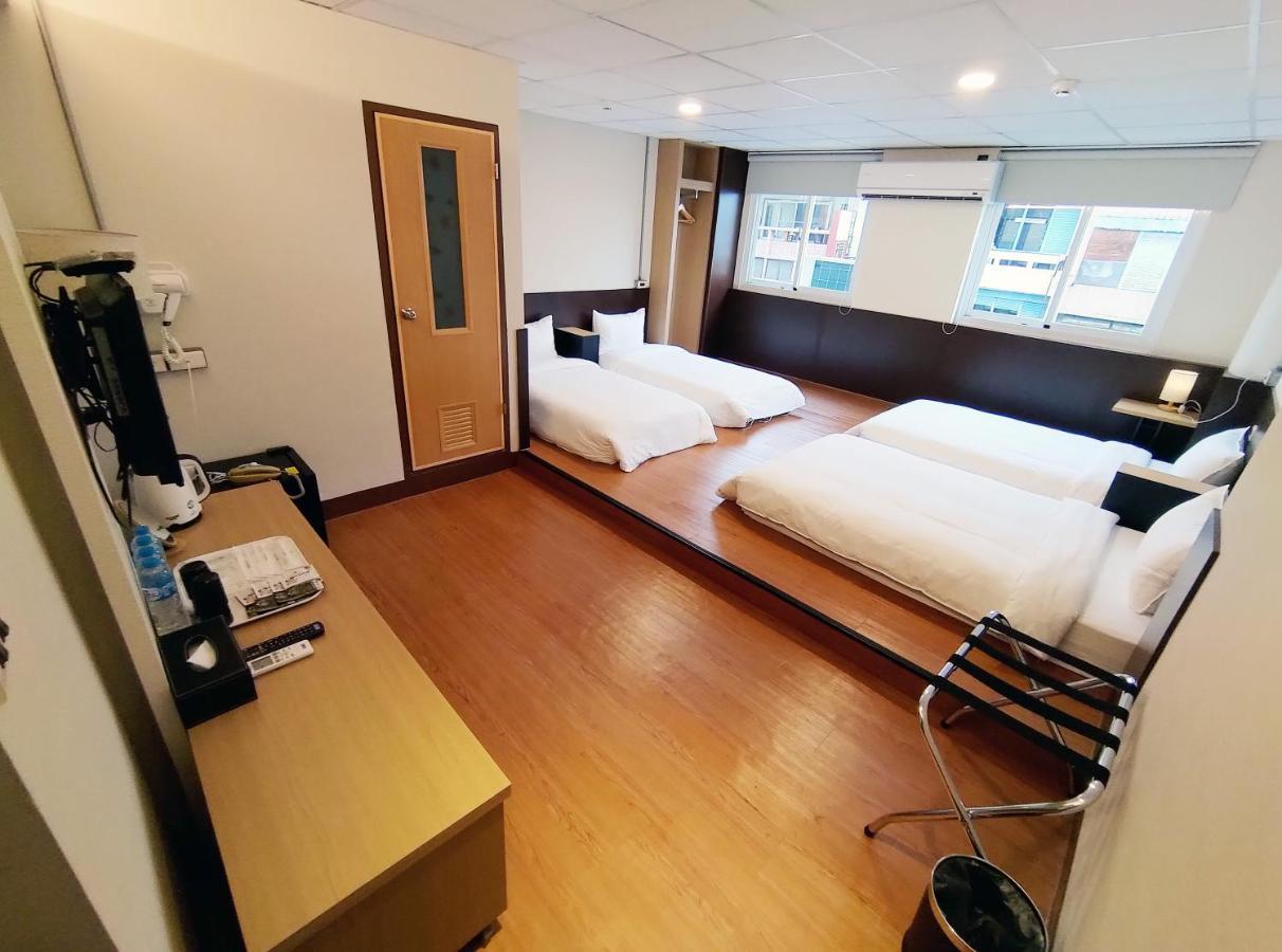 富裕商旅 Rich-Hotel Taitung Luaran gambar