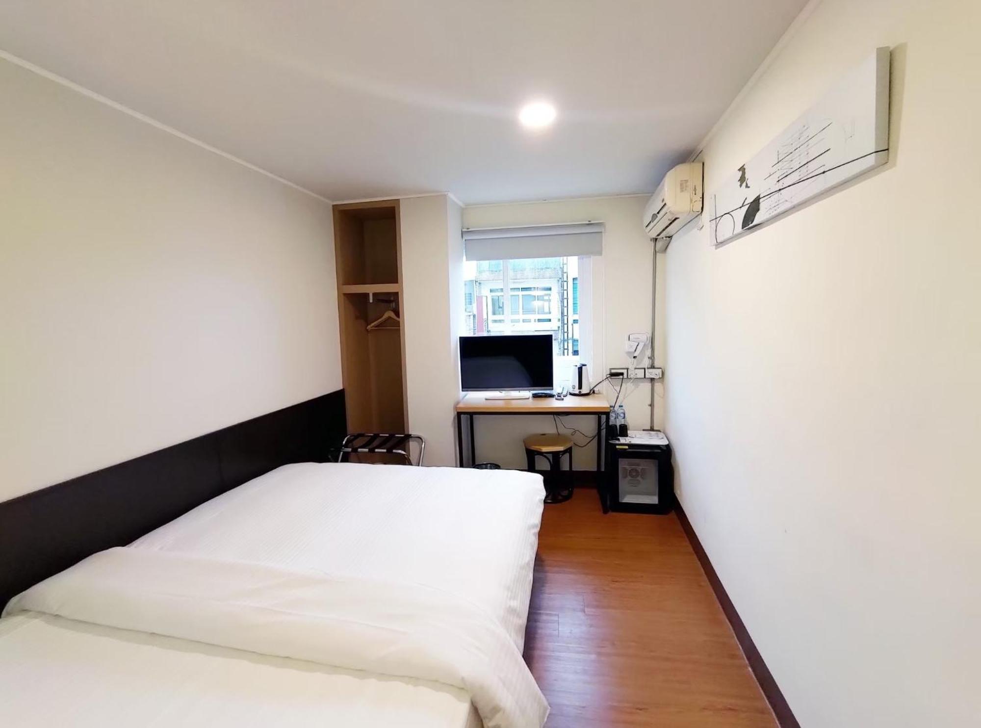 富裕商旅 Rich-Hotel Taitung Luaran gambar