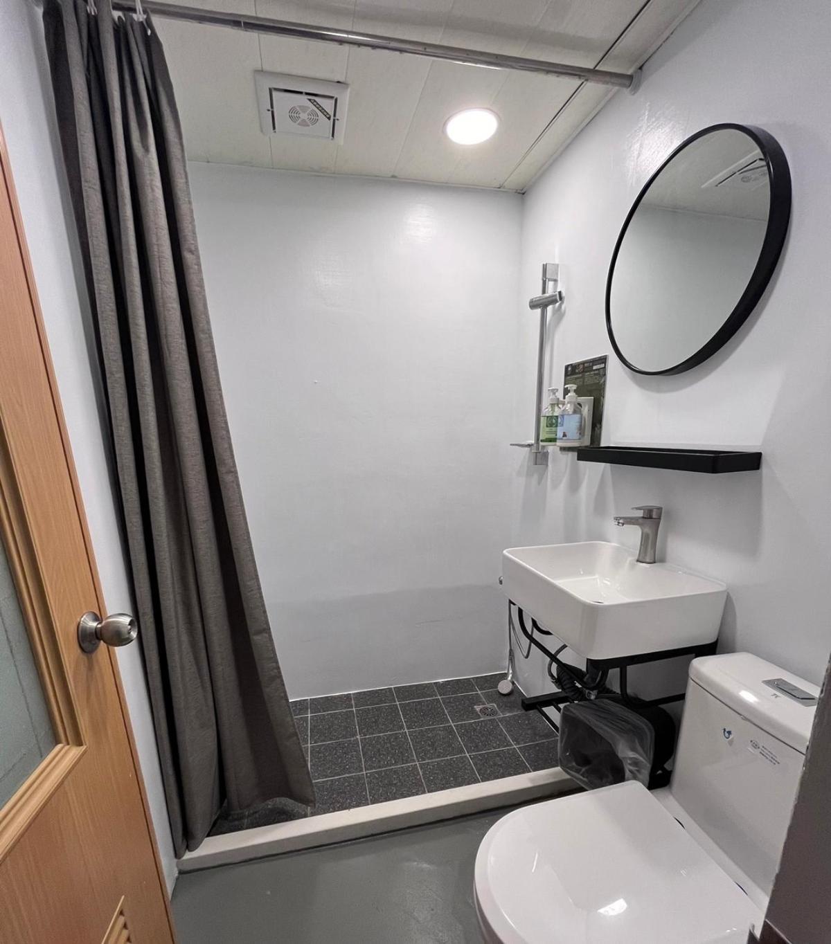 富裕商旅 Rich-Hotel Taitung Luaran gambar